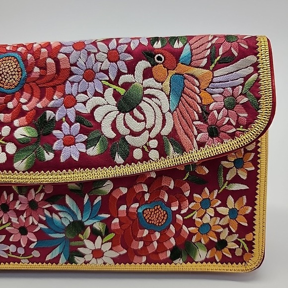 Vtg 60s Asian‎ Embroidery Purse Bag Clutch Red Silk Gold Birds Floral Colorful